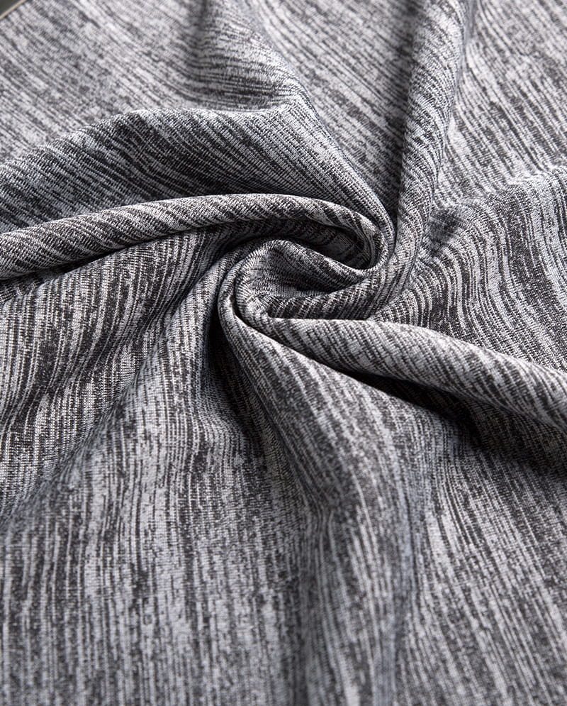 Jak hmotnost pleteniny ovlivňuje její použití?